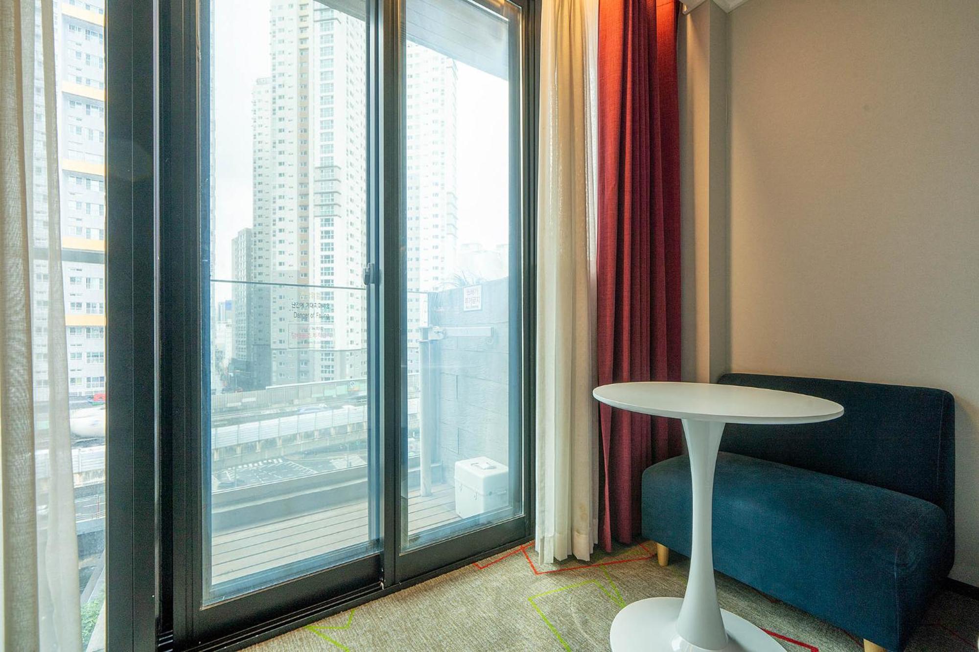 South Vandeco Hotel Puszan Kültér fotó