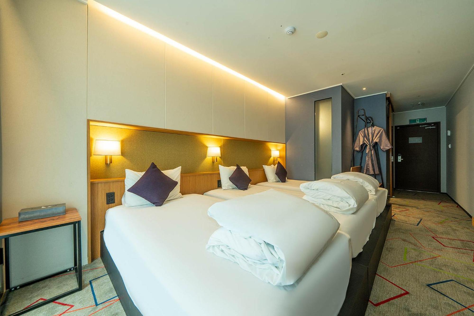 South Vandeco Hotel Puszan Kültér fotó