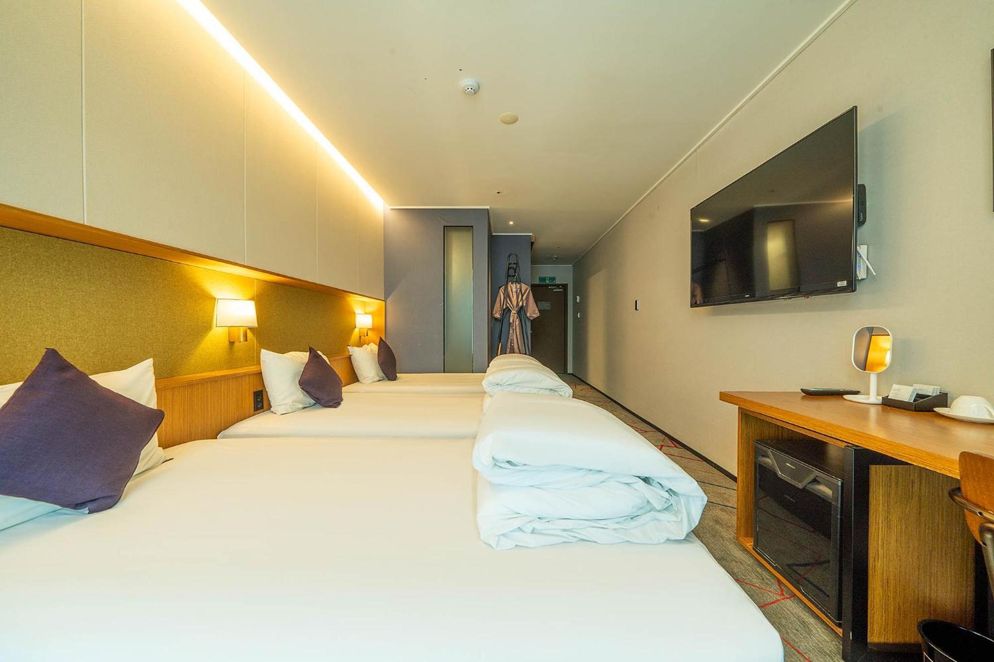 South Vandeco Hotel Puszan Kültér fotó